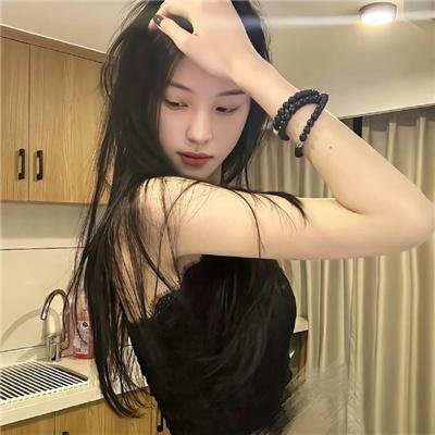白桦林中的哨所